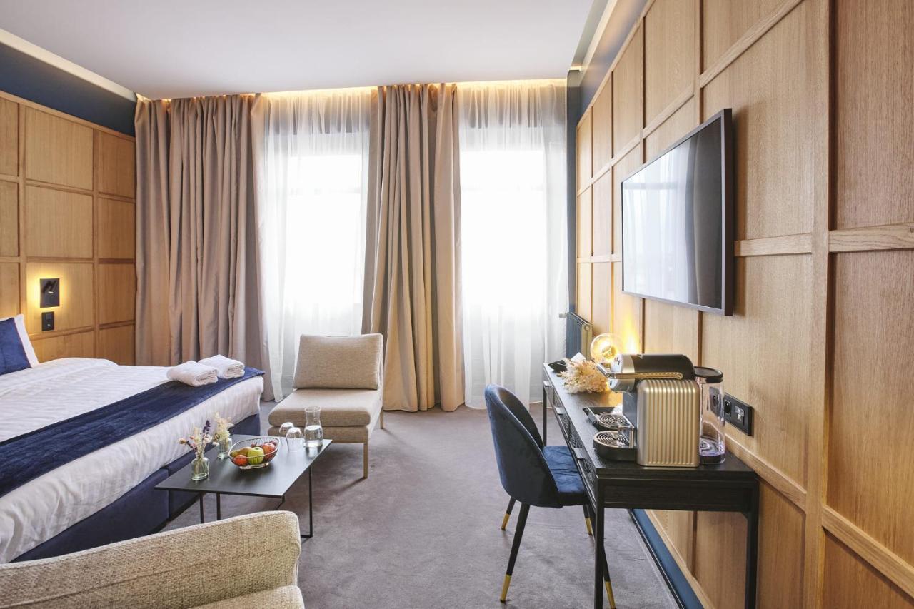 Heym Hotel บอร์โด ภายนอก รูปภาพ